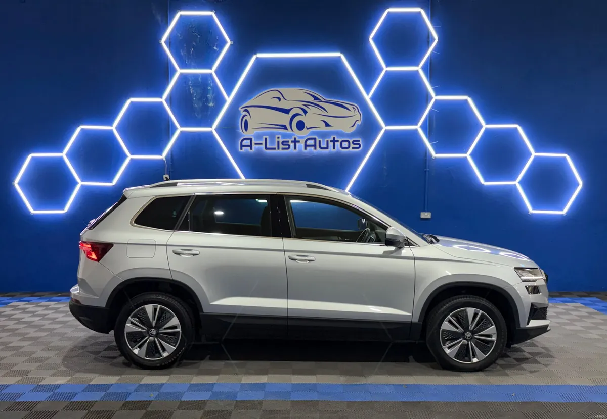 Skoda Karoq 2.0TDI DSG Amb / FINANCE AVAILABLE - Image 2