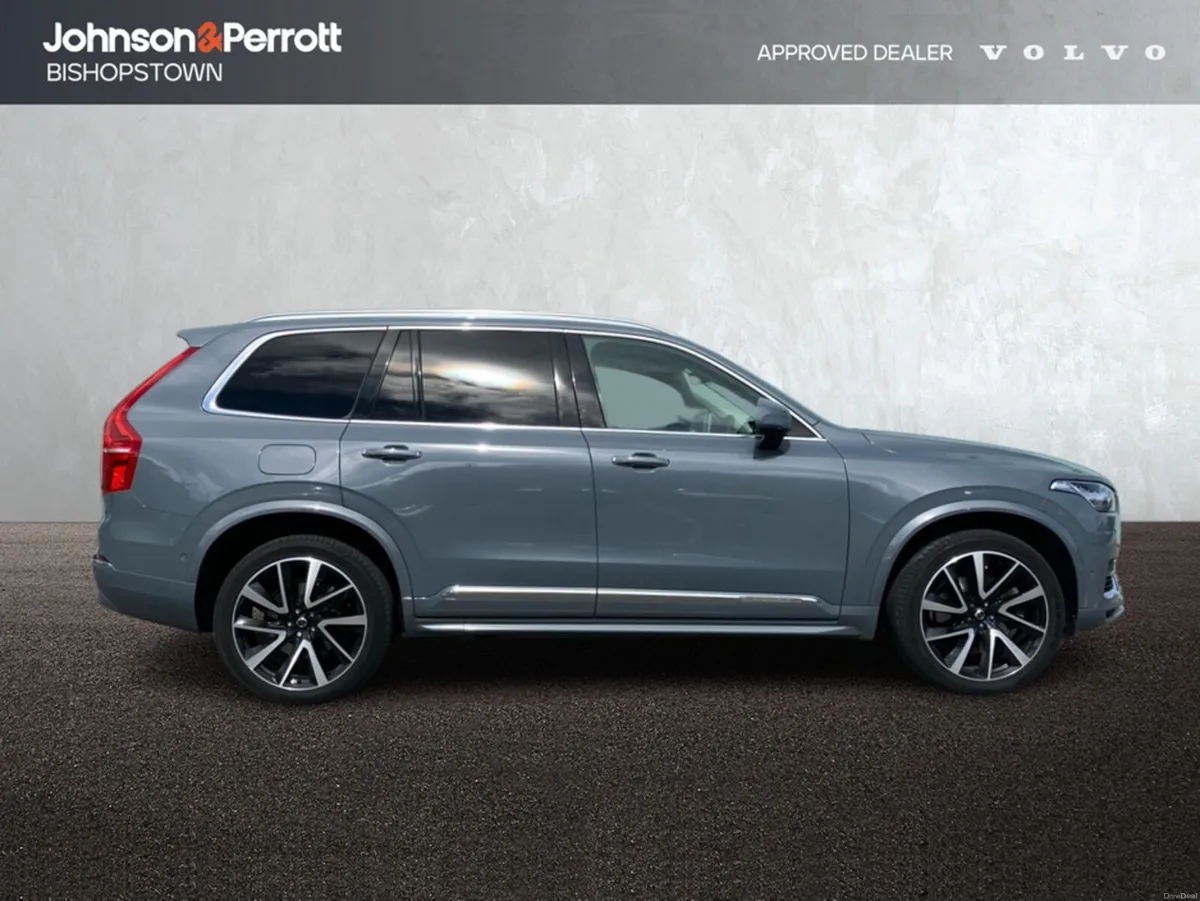Volvo XC90 T8 455 bhp AWD PHEV Ultimate Bright - T - Image 5