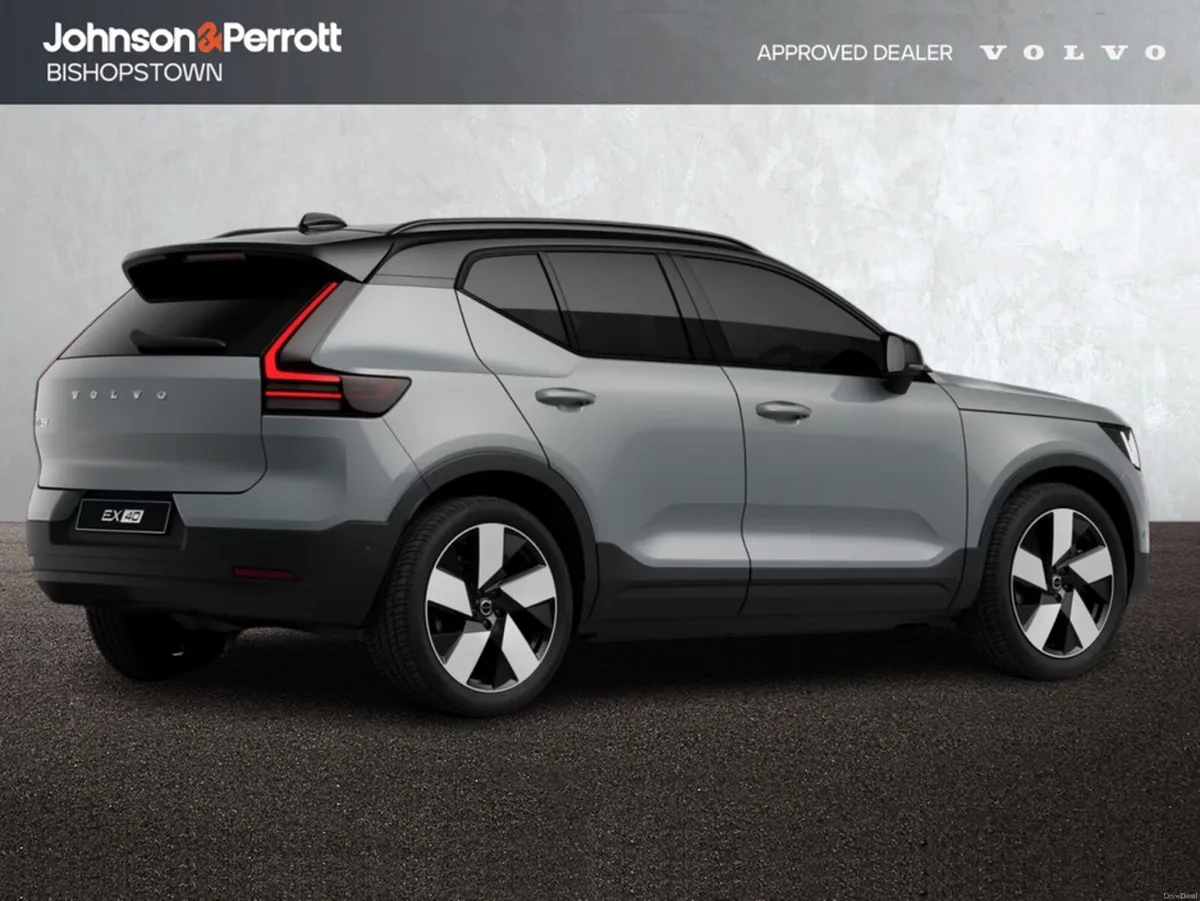Volvo EX40 P5 Long Range Ultra Pro (82 kWh 252bhp) - Image 5