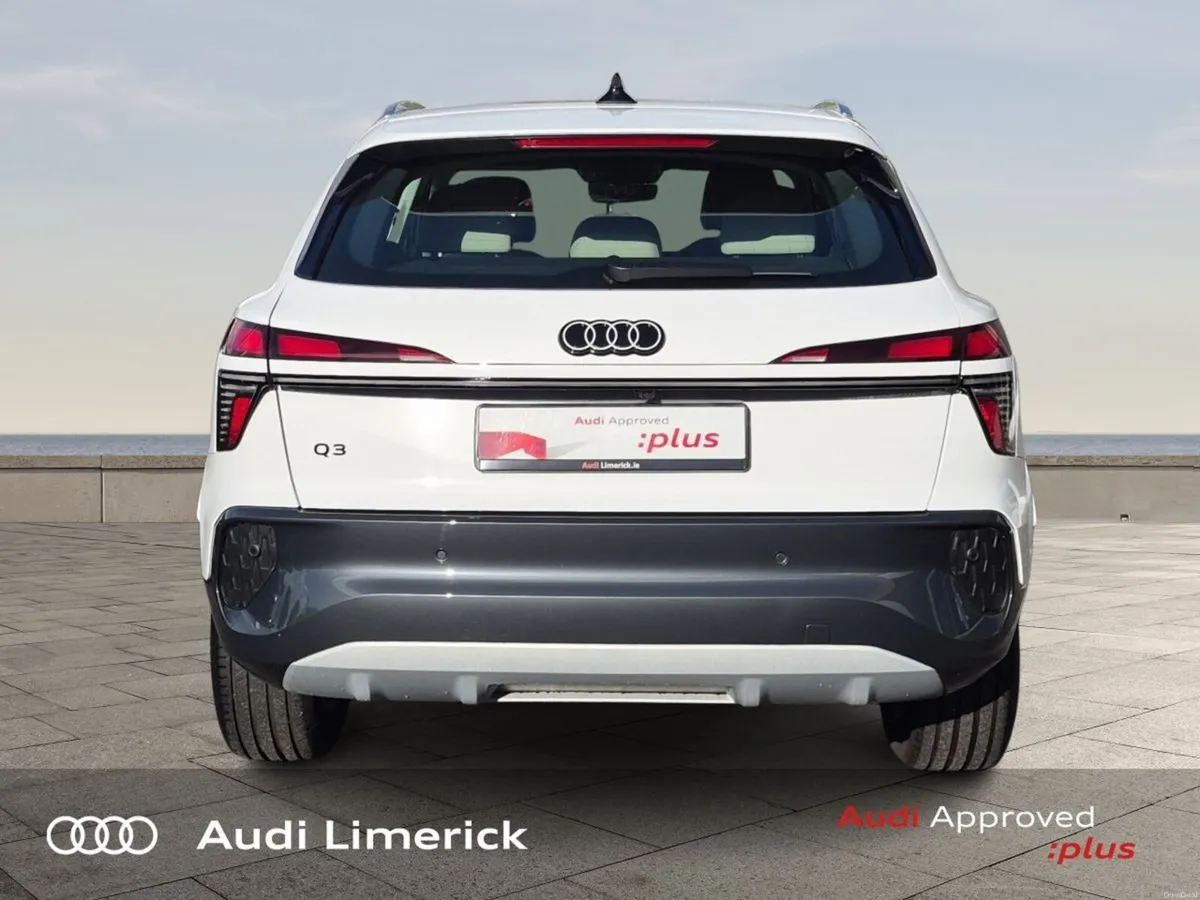 Audi Q3 E-HYBRID 270 HP S-T SE - UP TO 115KMS ELEC - Image 6