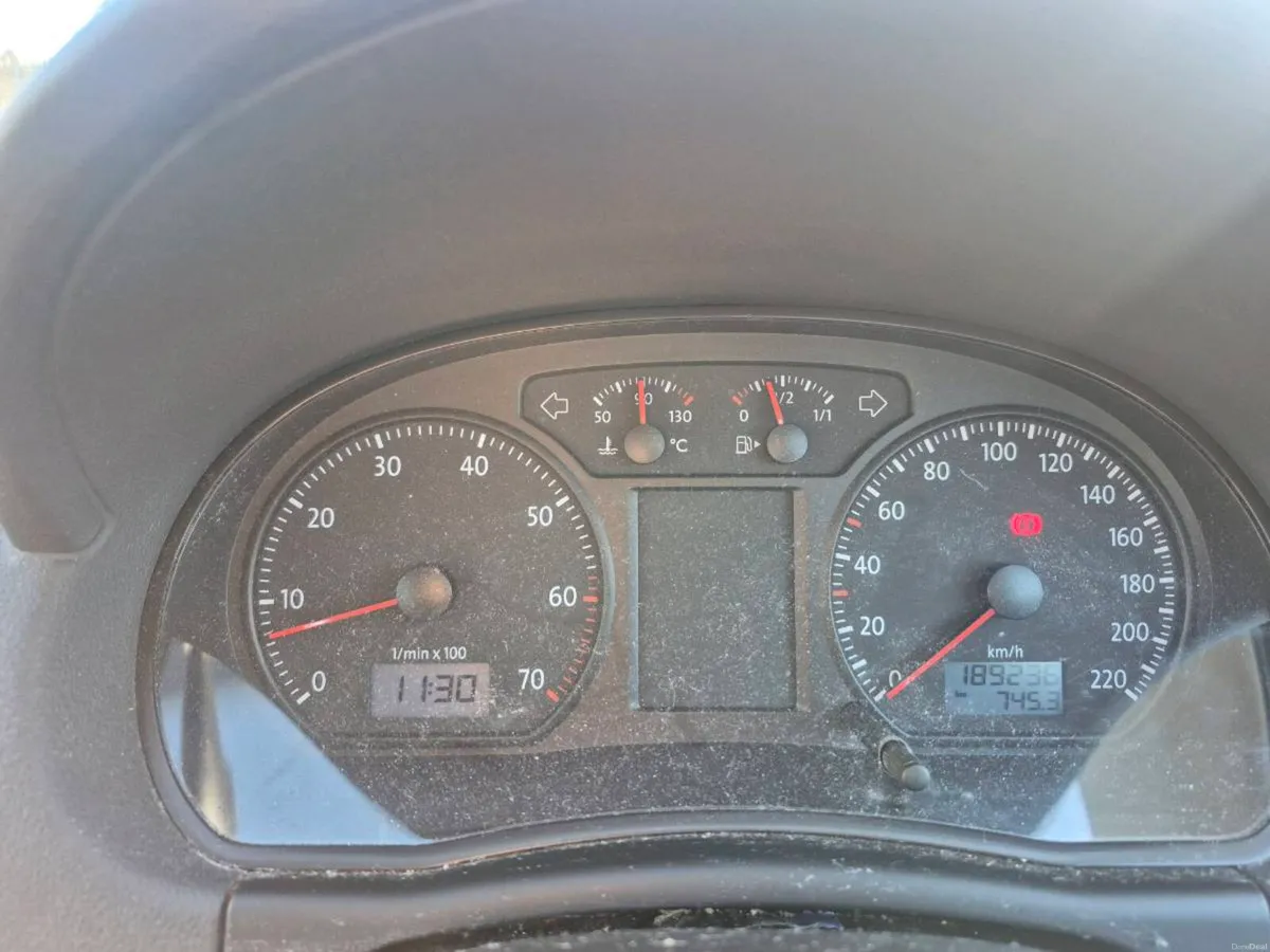 Vw Polo 1.2 petrol - Image 6