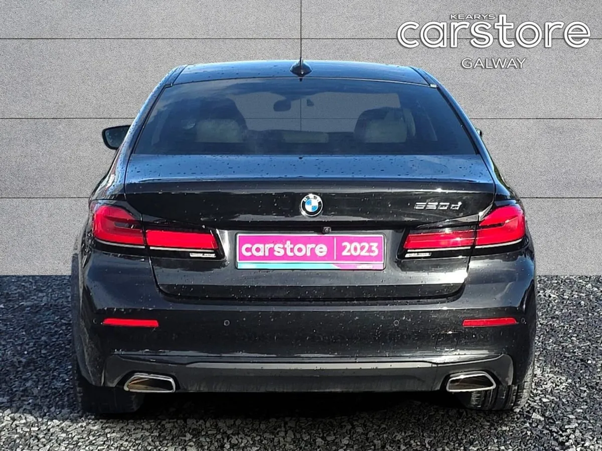 BMW 5-Series 520d SE - Image 4