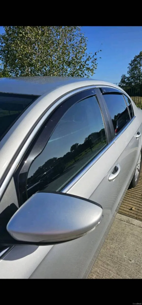 Volkswagen passat tdi bluemotion - Image 2