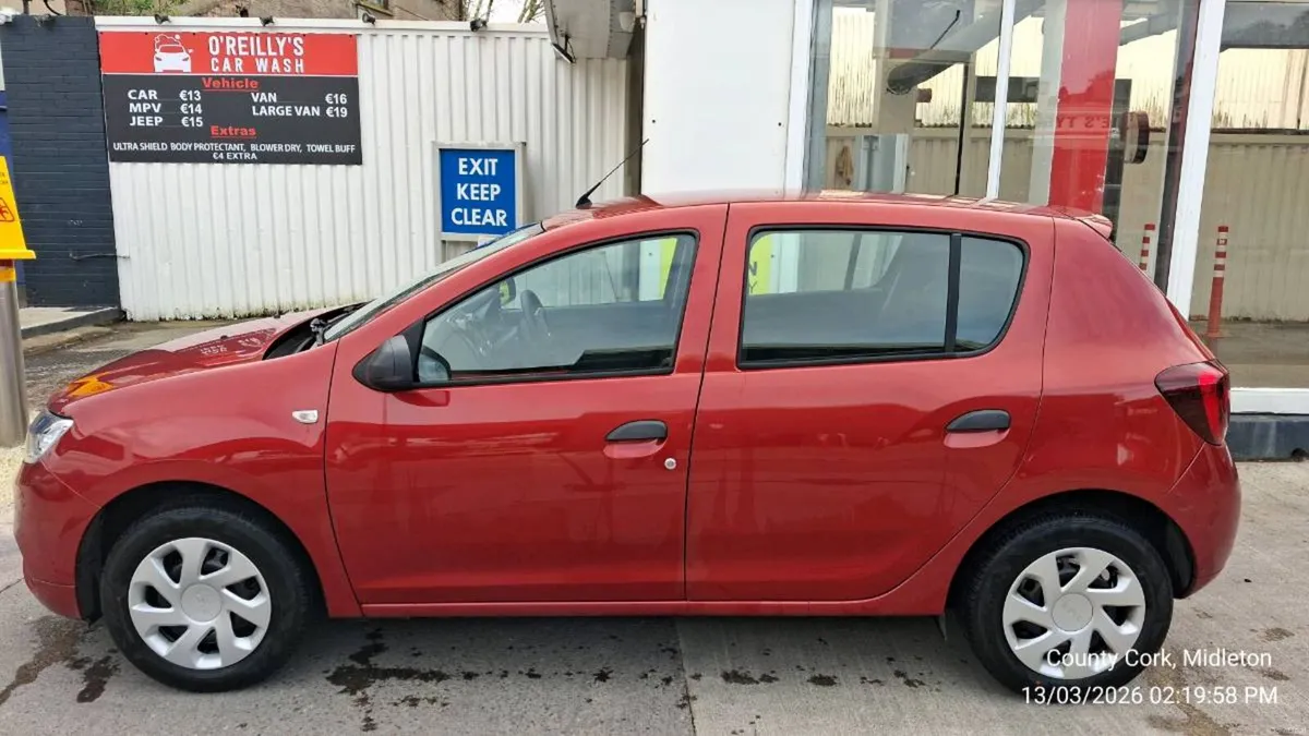 Car - Image 1