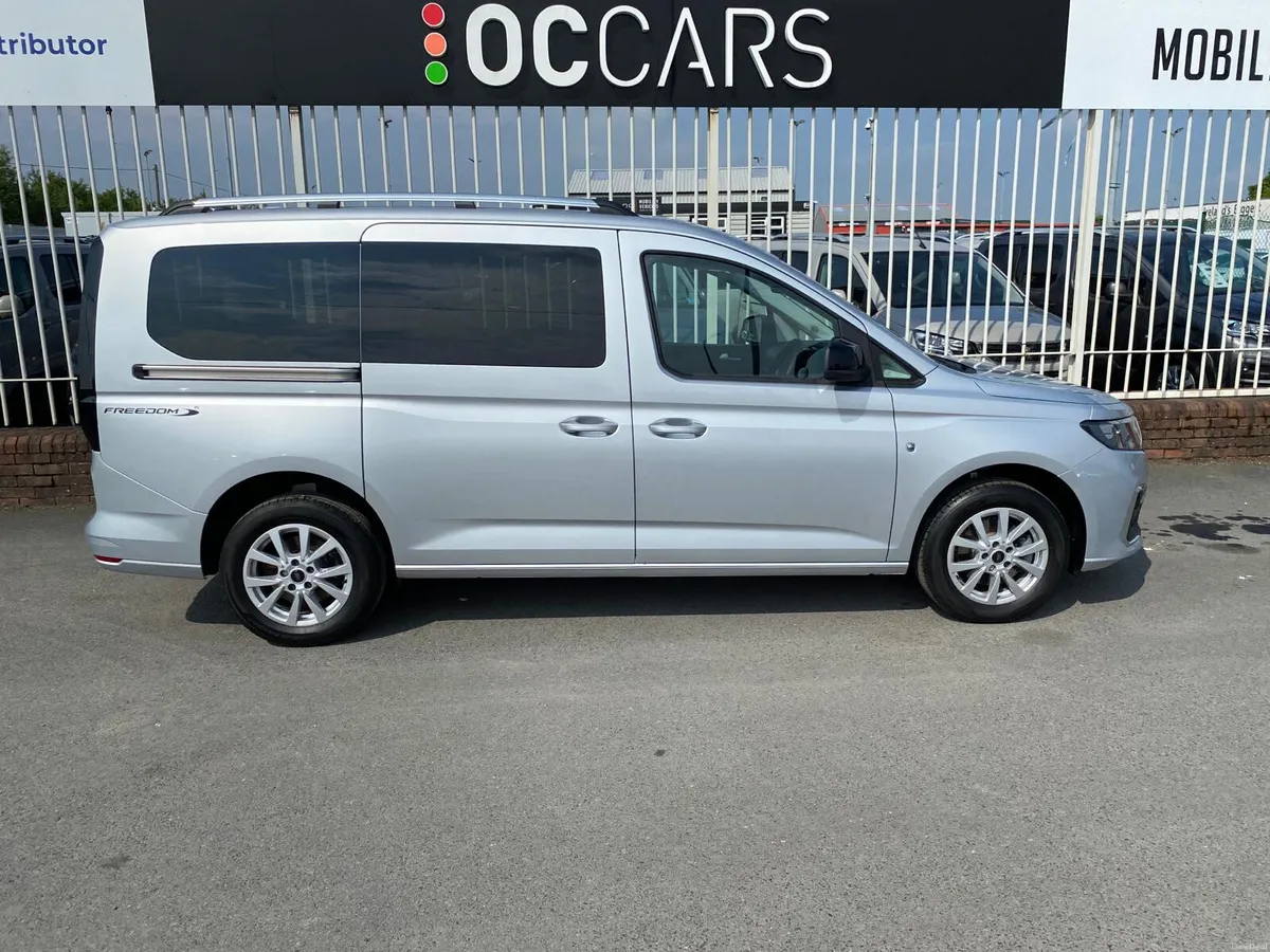 Wheelchair Accessible Ford Connect Freedom 5 Seats - Image 5