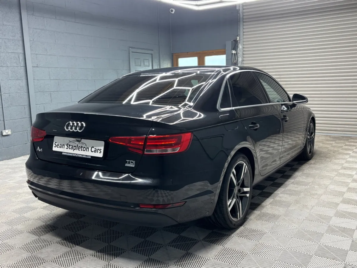 Audi A4 2.0 TDI 150 ULTRA 4DR - Image 6