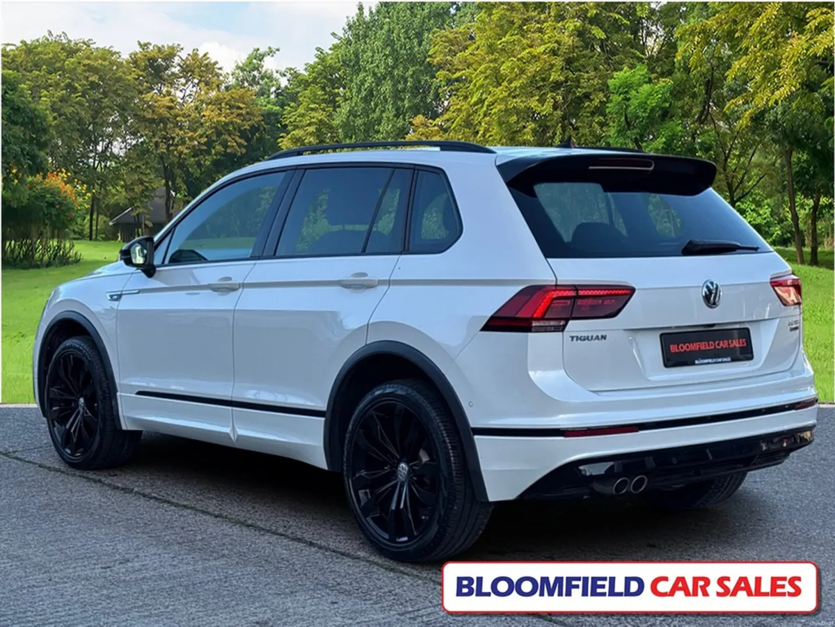 Volkswagen Tiguan 2.0TDI R-LINE , AUTO // LOW MILE - Image 5