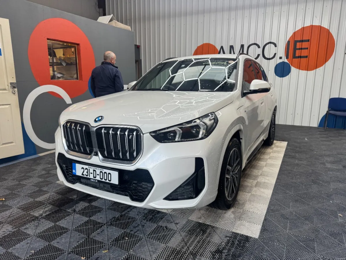 BMW iX1 2023 BMW Ix1 4WD XDRIVE 30 M-SPORT AUTOMAT - Image 5