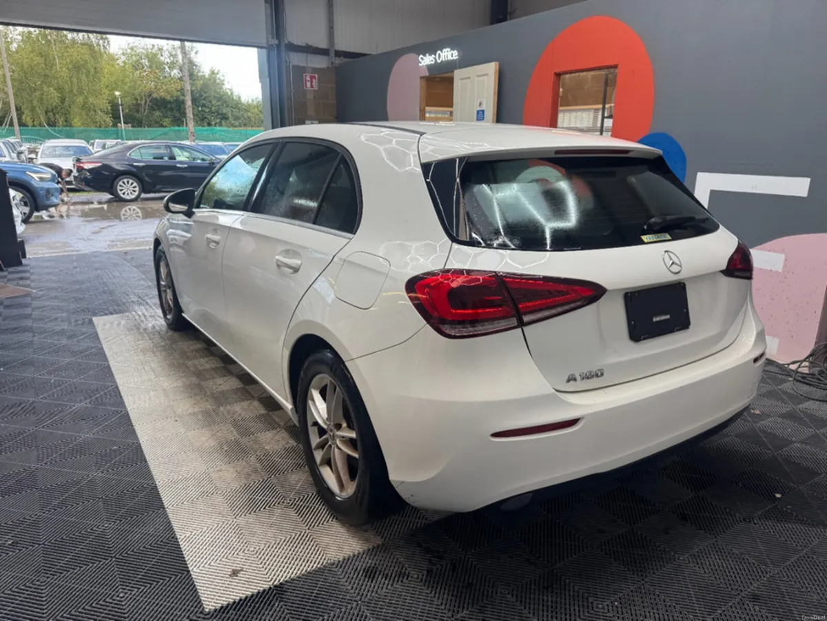 Mercedes-Benz A-Class 2019 MERCEDES-BENZ A180 AUTO - Image 5
