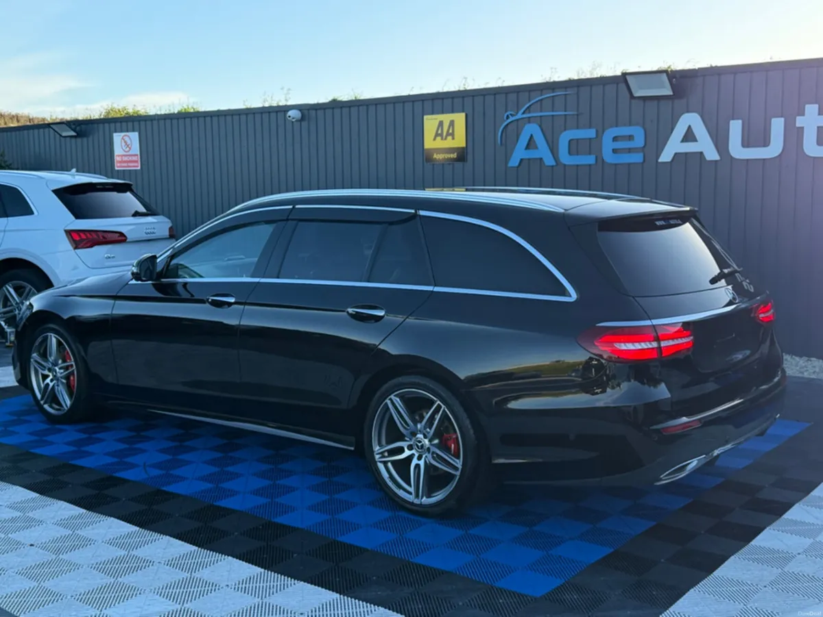 Mercedes-Benz E-Class AMG AVANTGARDE - 2.0L DIESEL - Image 5