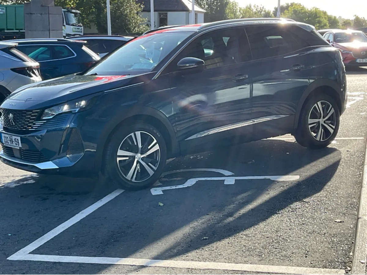 Peugeot 3008 FL ALLURE 1.5 HDI 130 6.4 4DR - Image 6