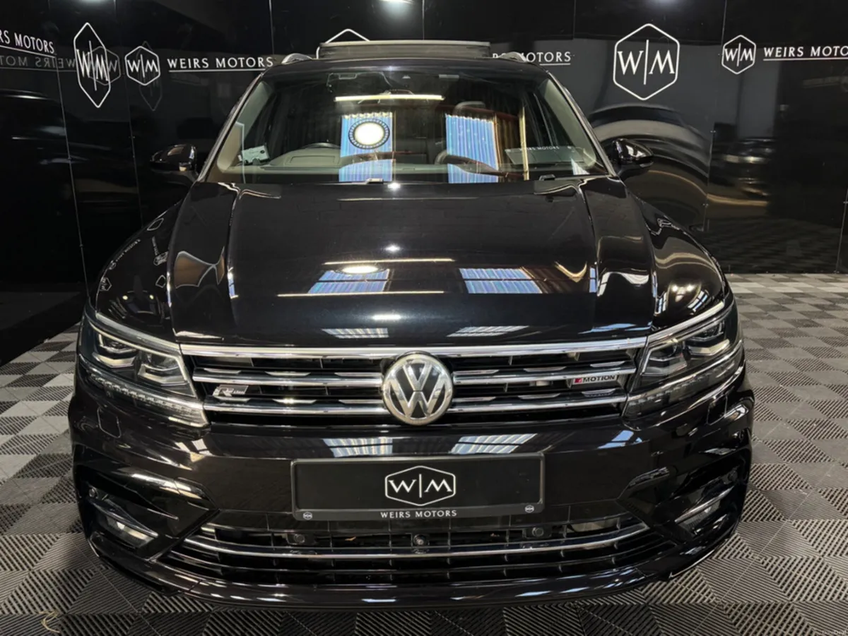 Volkswagen Tiguan 2.0TDI R-LINE //SUNROOF//AUTOMAT - Image 4