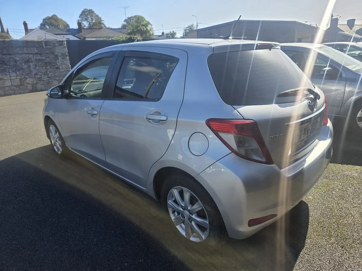 Toyota yaris 2011 nct 01/27 tax 07/27 - Image 2
