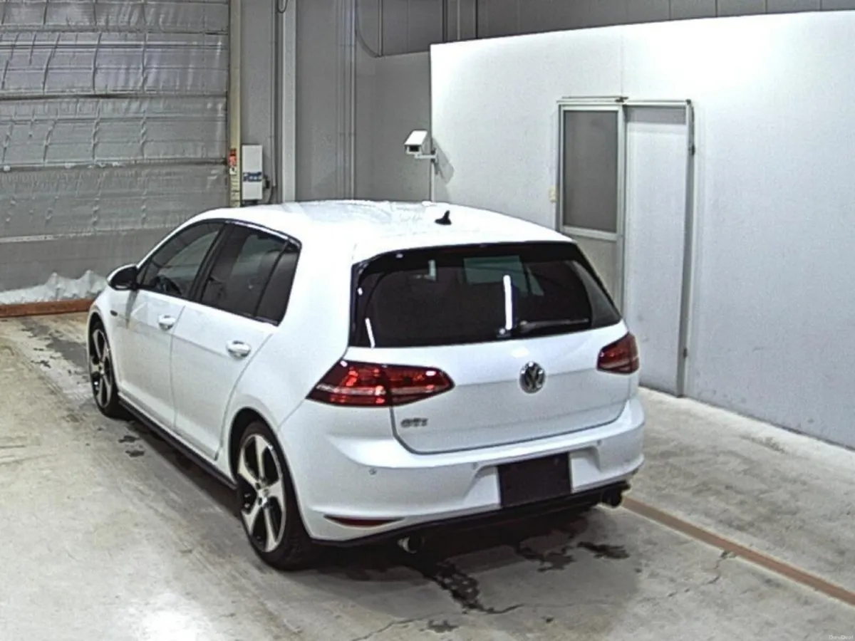 VOLKSWAGEN GOLF GTI 2.0 TSI DSG 230BHP 2015 - Image 2