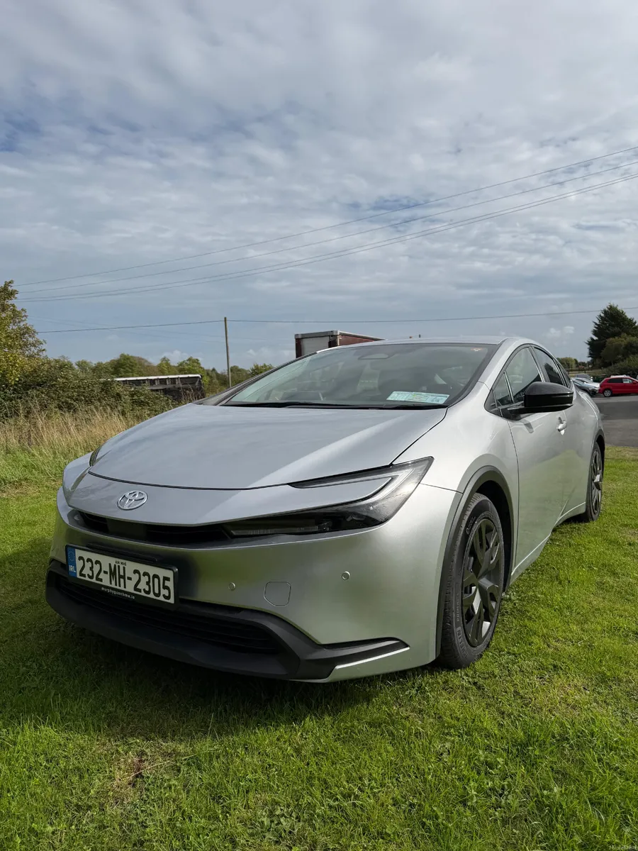 Toyota Prius 2023 1.8L petrol Automatic - Image 4