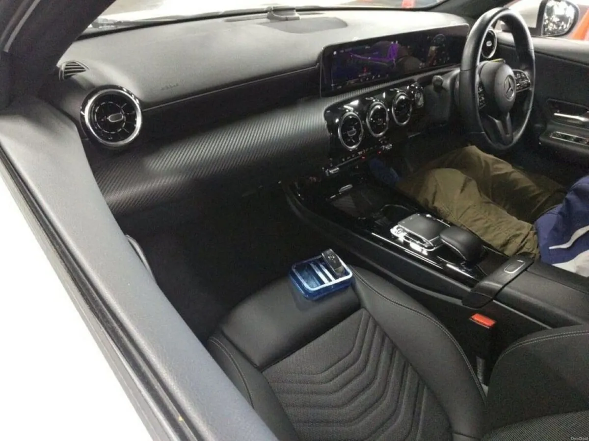 Mercedes-Benz A-Class 1.4 AUTOMATIC - NEW MODEL - - Image 3