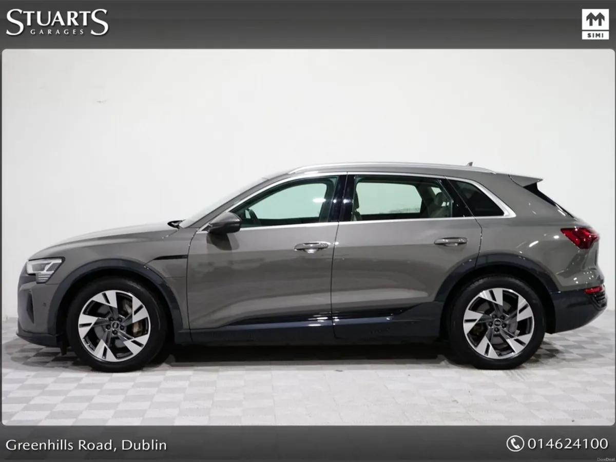 Audi Q8 e-tron Q8 50 E-TRON QUATTRO SPORT: CHRONOS - Image 6