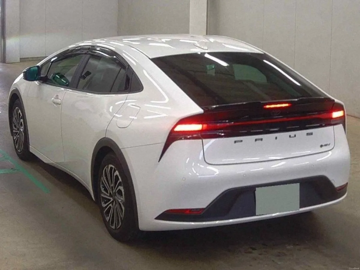Toyota Prius 1.8 HYBRID AUTOMATIC NEW MODEL - FACT - Image 2