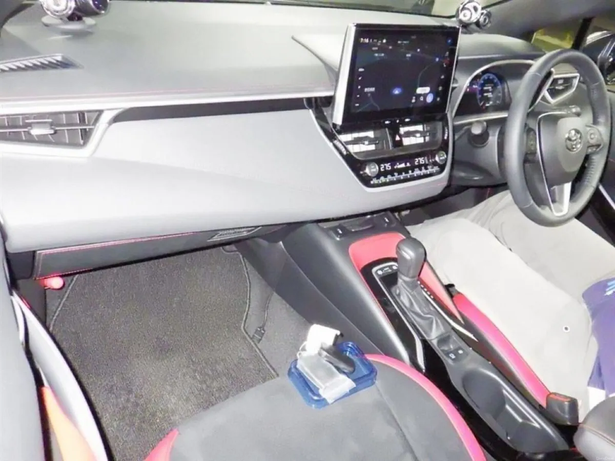 Toyota Corolla GZ EDITION - FACELIFT MODEL - 1.8 H - Image 3