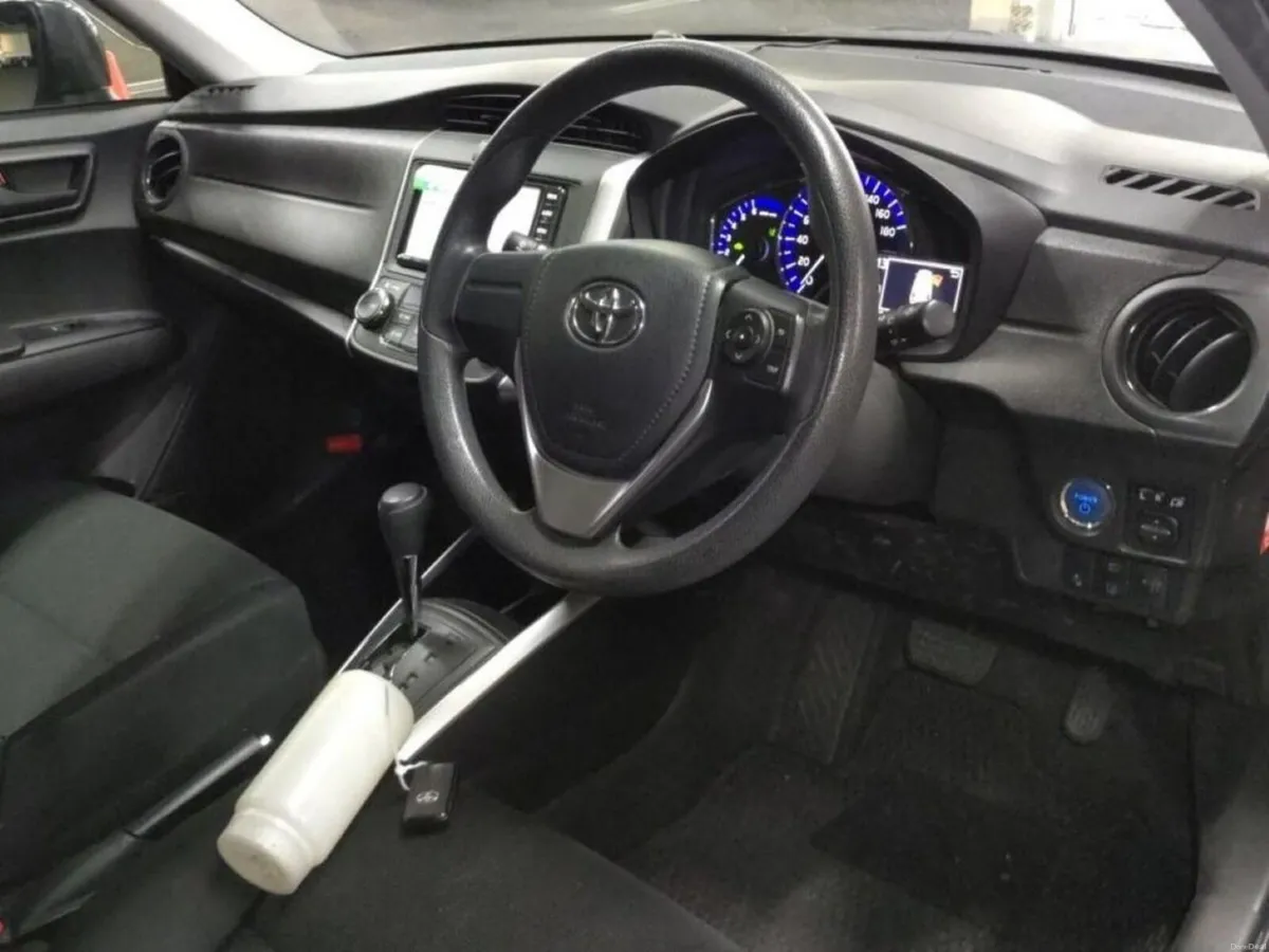 Toyota Corolla 1.5 HYBRID AUTOMATIC ESTATE - TOYOT - Image 3