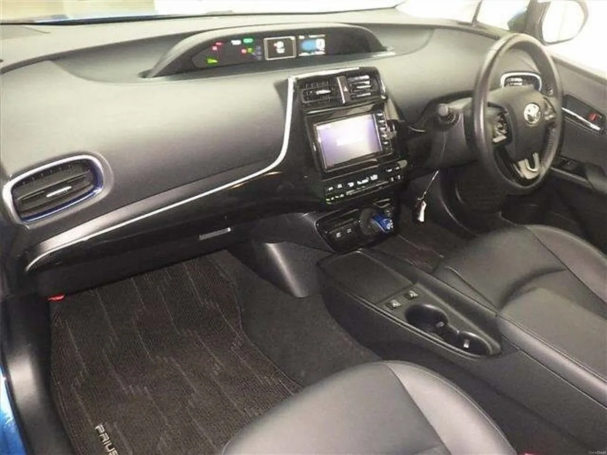 Toyota Prius 1.8 HYBRID AUTOMATIC - TOURING EDITIO - Image 3