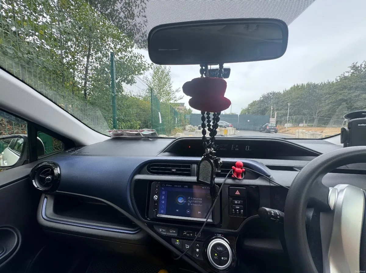 Toyota Aqua 2015 - Image 3