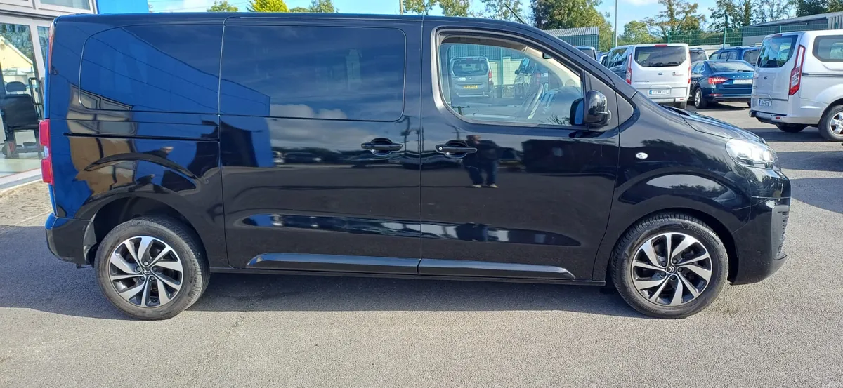 Wheelchair Accessible Citroen Spacetourer 2021 - Image 4