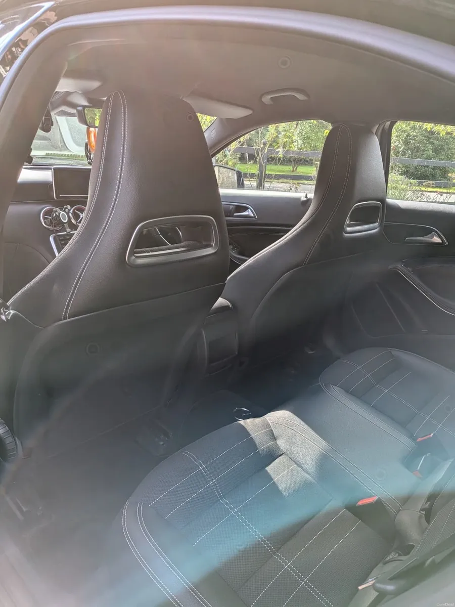 152 Merc A180 1.6 L Petrol Automatic - Image 5