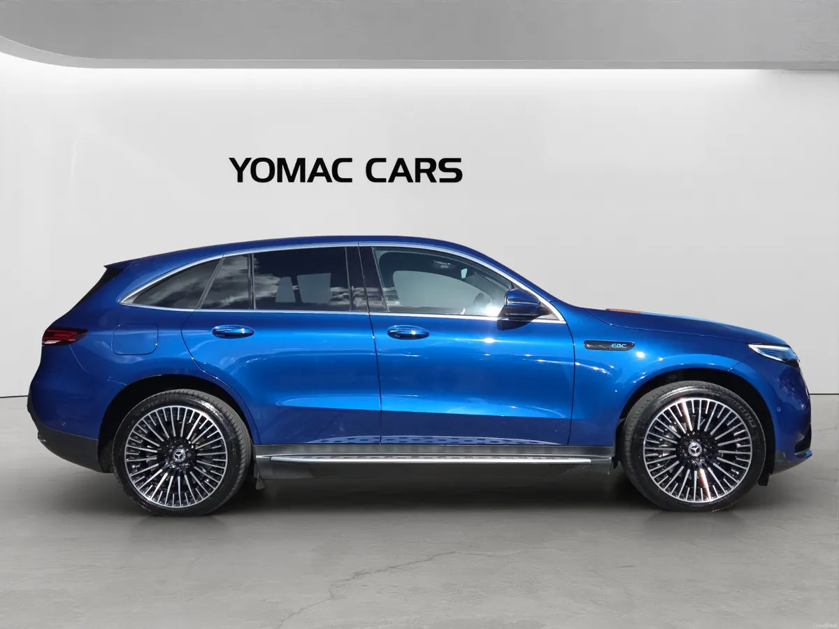 MERCEDES BENZ EQC400 AMG-LINE PREMIUM - Image 2