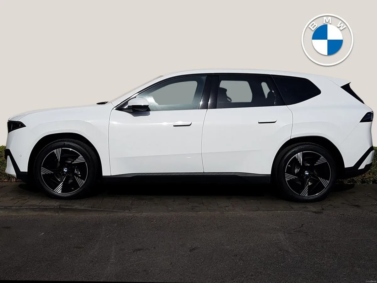 BMW iX3 50 xDrive - Image 3
