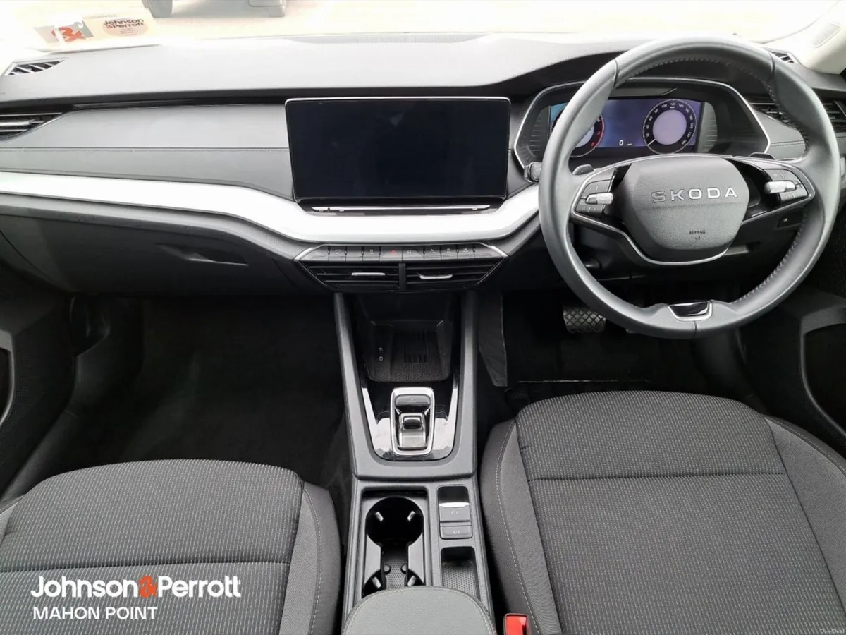 Skoda Octavia Selection 1.5TSI 115HP DSG mHEV - Image 4