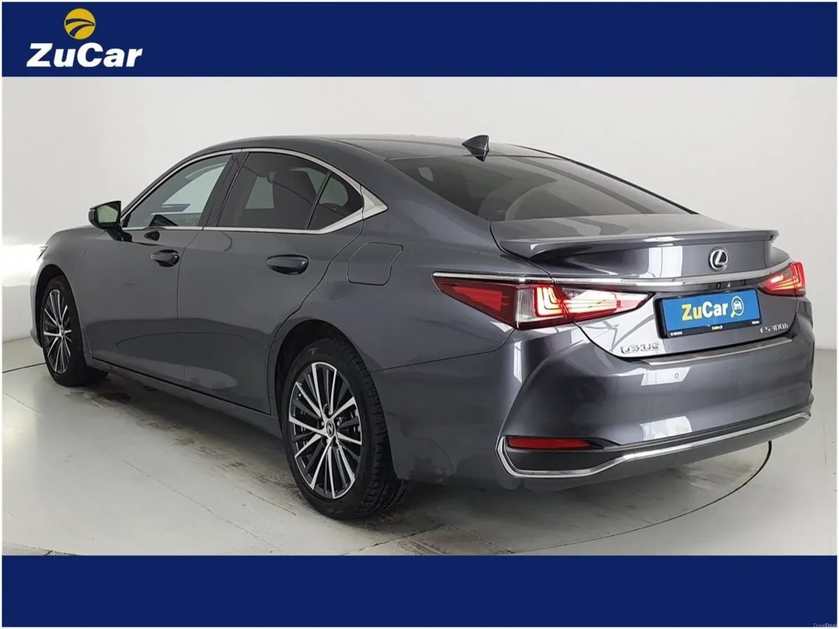 Lexus ES ES300h Dynamic - Image 3
