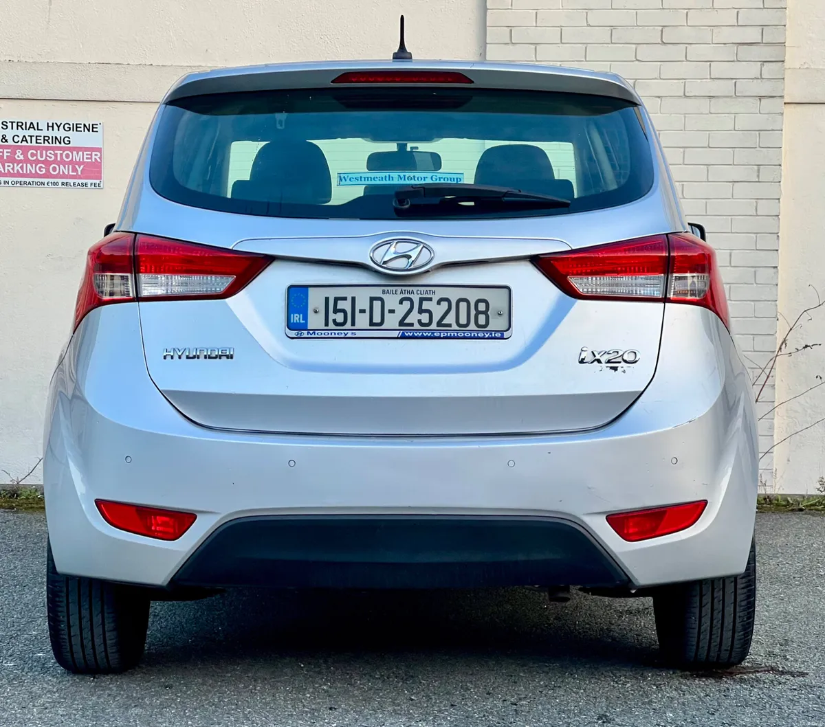 2015 Hyundai ix20*Only 96k Km*Automatic* - Image 6