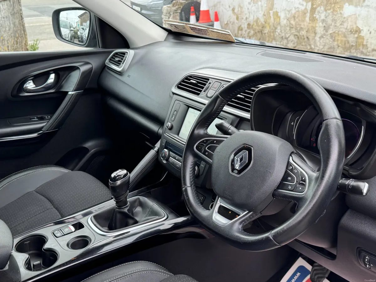 Renault Kadjar Lovely high driving position - Image 6