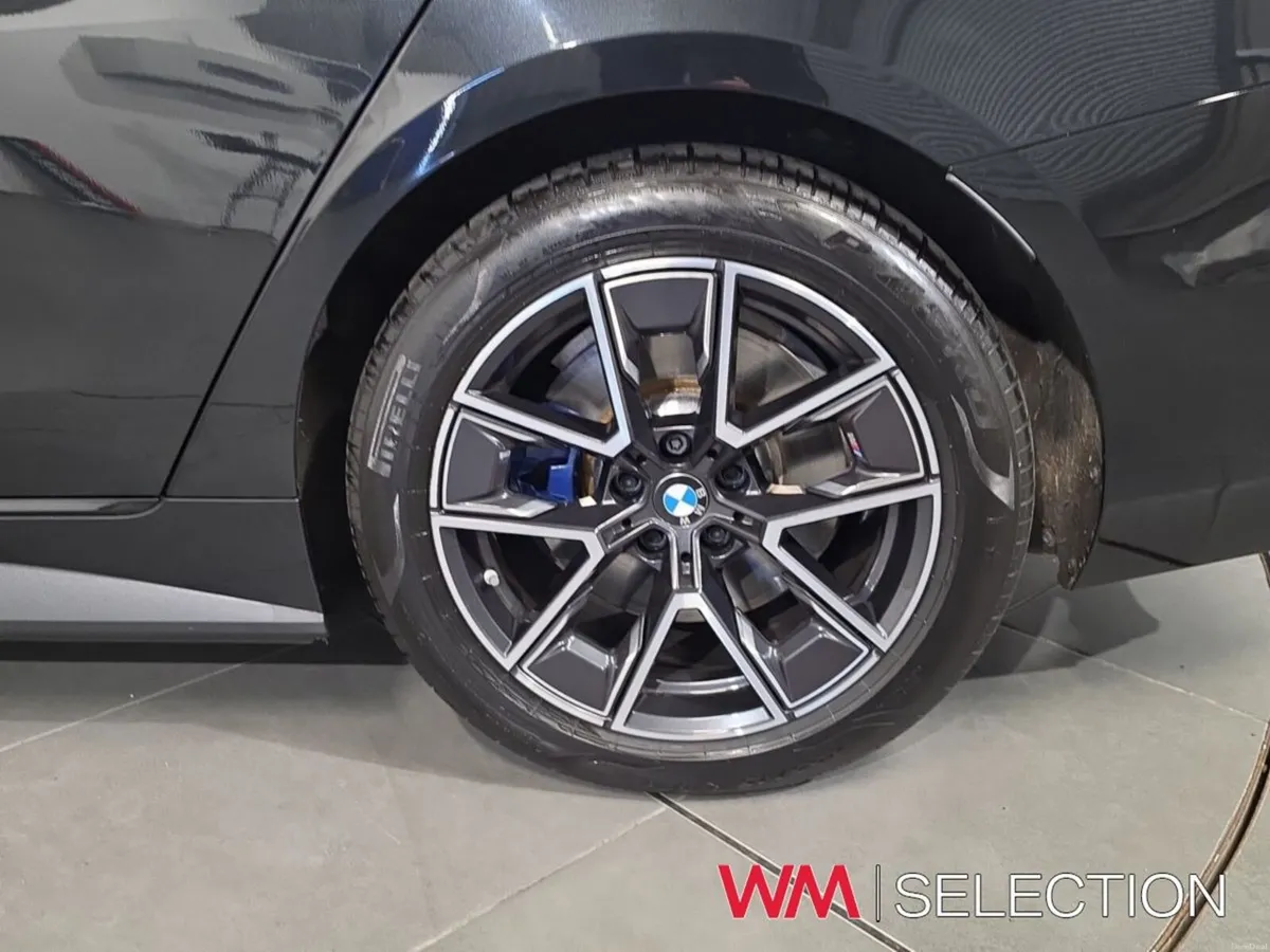 BMW i4 I4 Edrive35 M Sport  eDrive35 M Sport  286 - Image 6