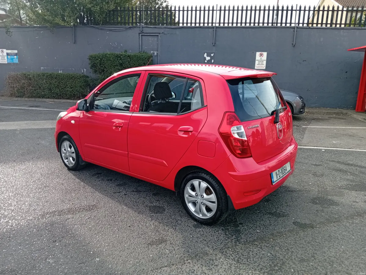 Hyundai i10 2011 low mileage - Image 4
