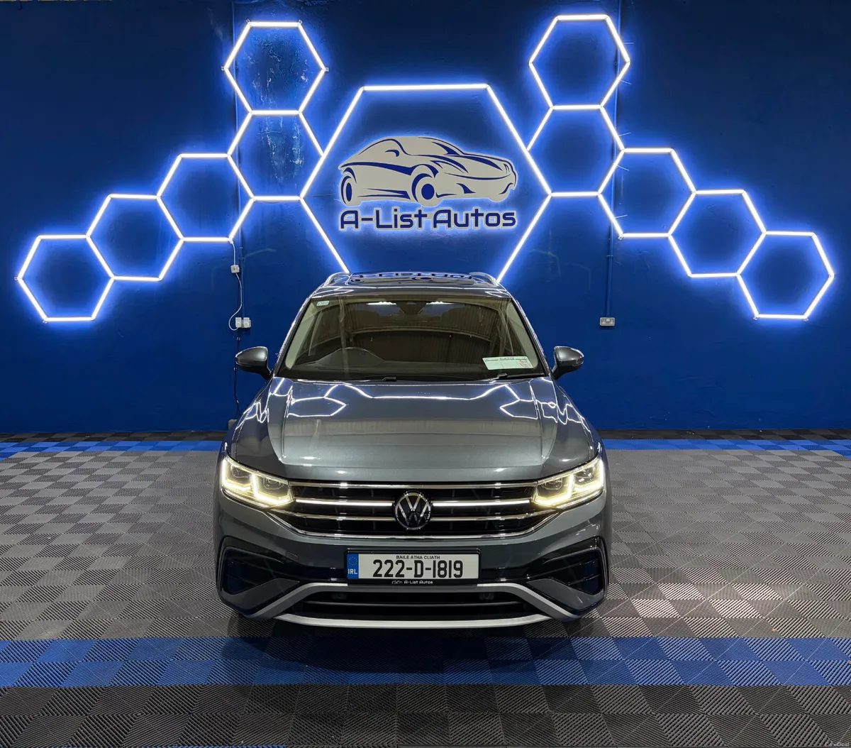 VW Tiguan Allspace Elegance DSG/ FINANCE AVAILABLE - Image 5