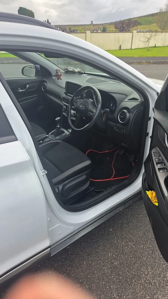 Hyundai KONA 2019 - Image 4