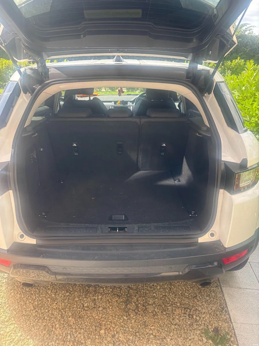 Land Rover Range Rover Evoque 2019 - Image 2