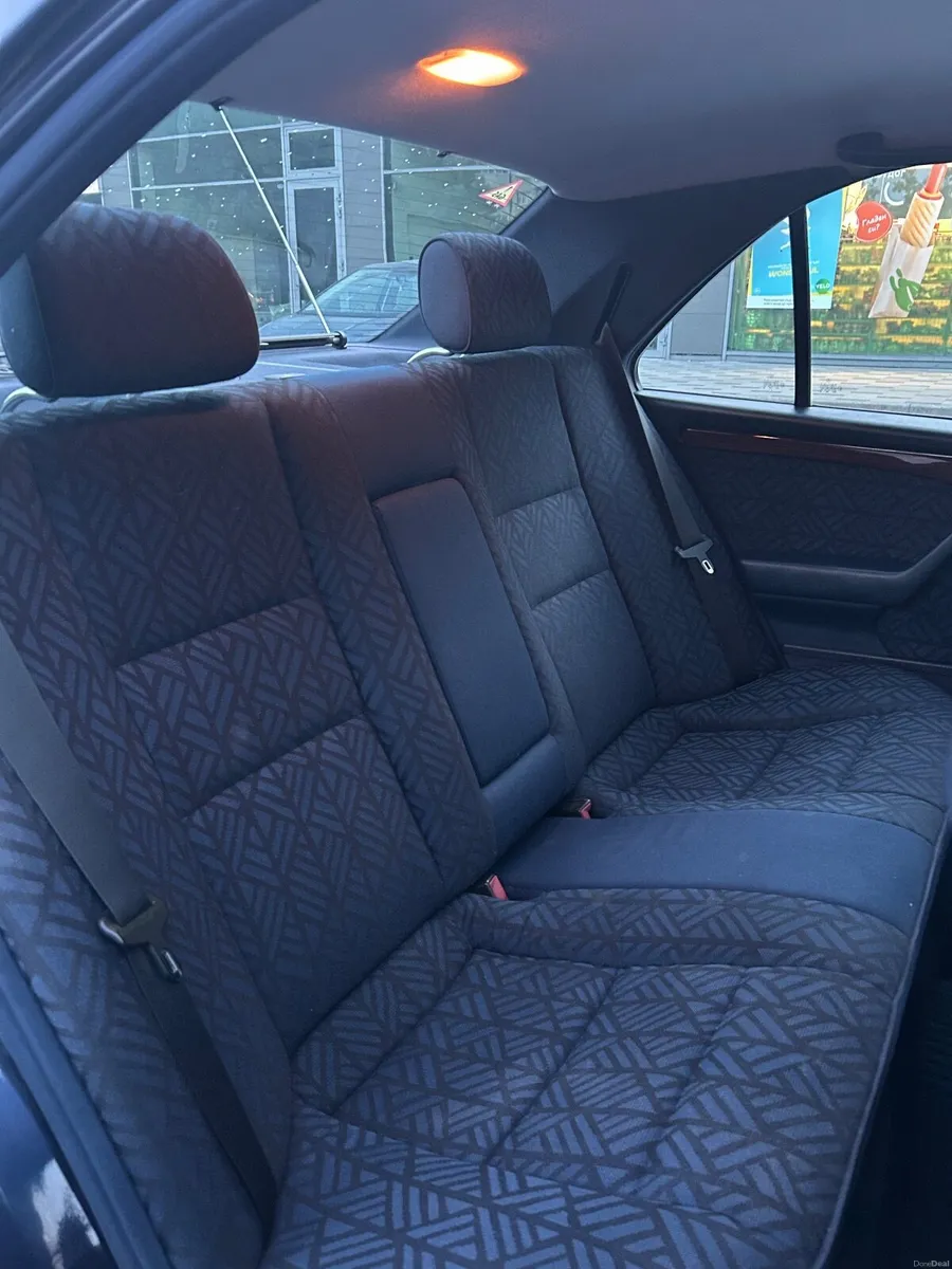 Mercedes C200 W202 1994 Mint Condition ! - Image 2
