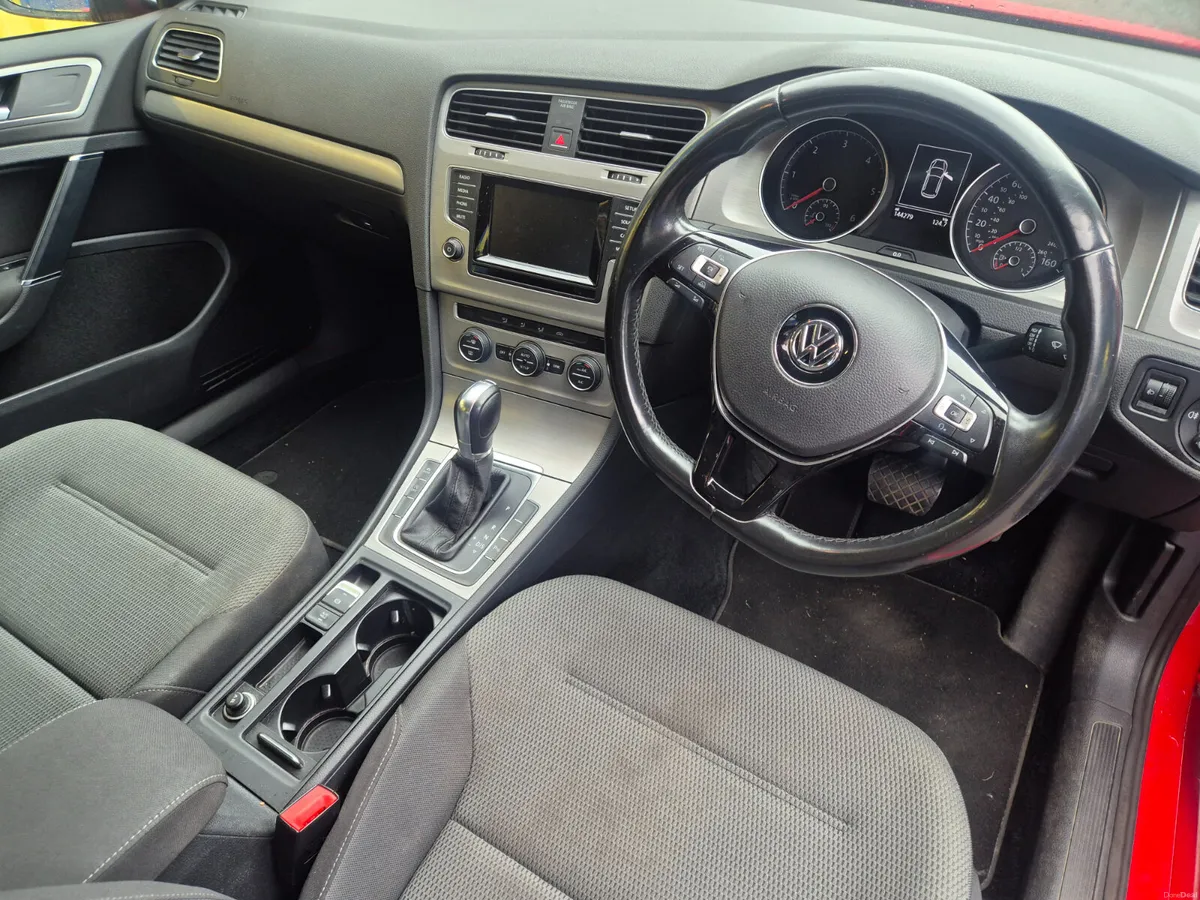 Volkswagen Golf 2014 - Image 2
