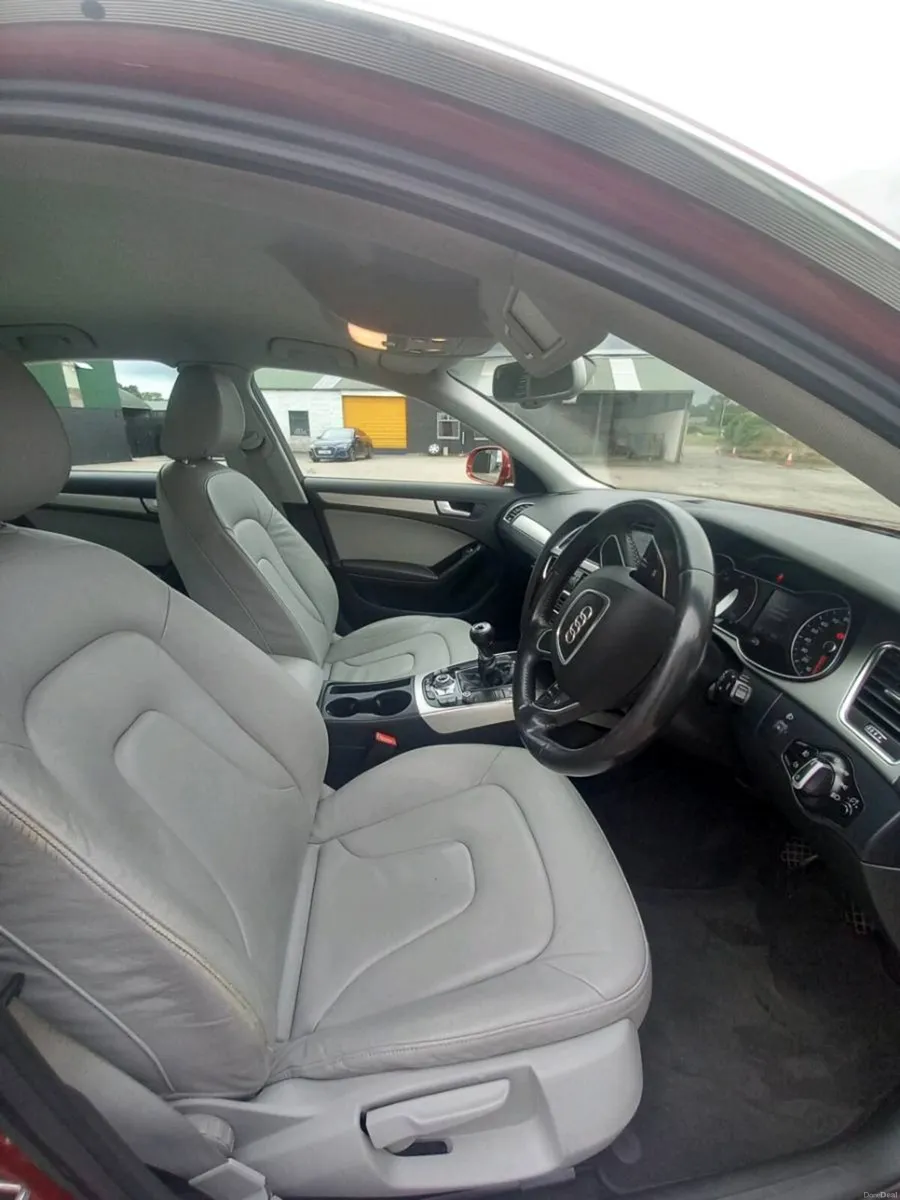 2014Audi A4 - Image 4