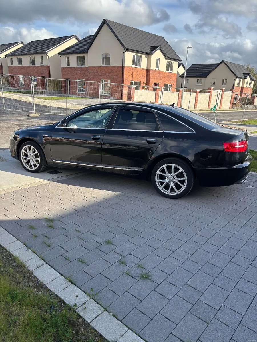 Audi A6  auto 2009 - Image 2
