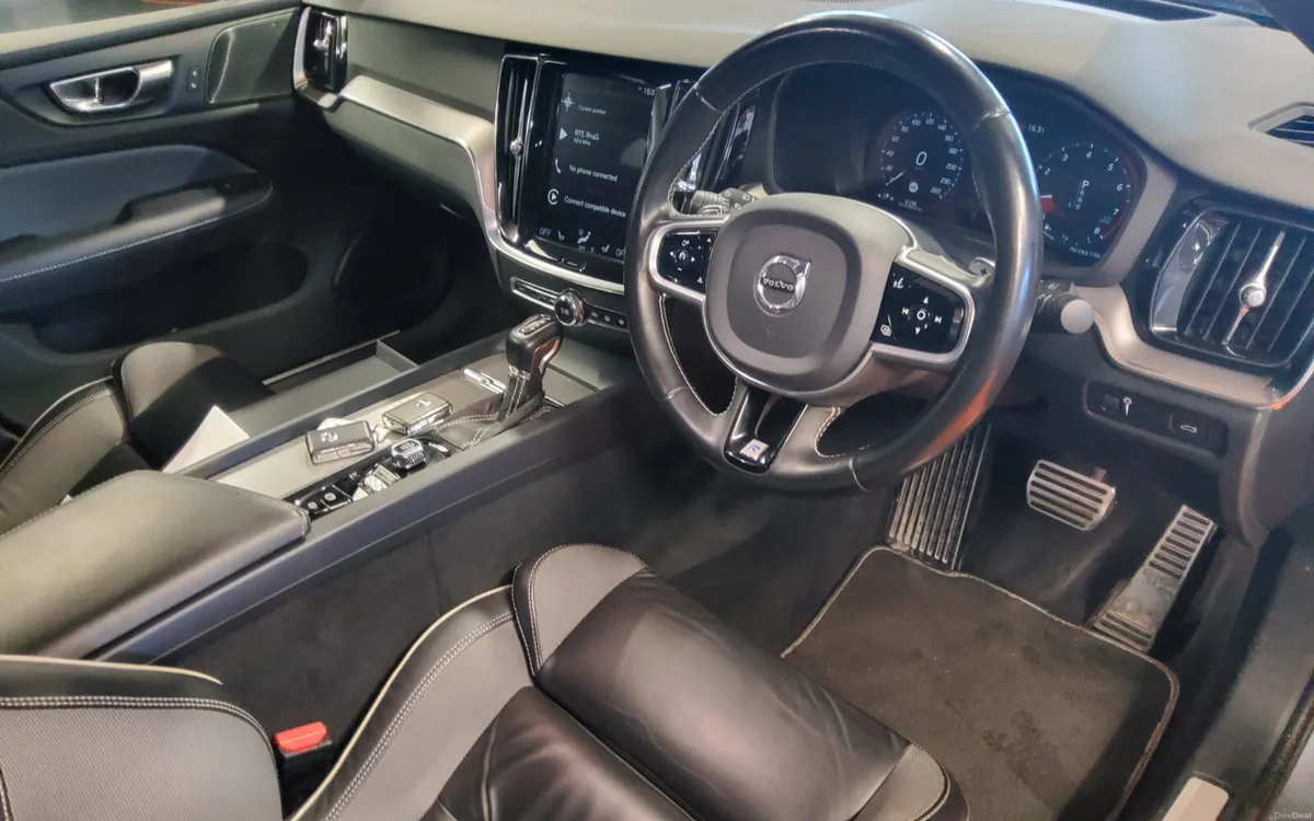 Volvo S60 2021 - Image 6