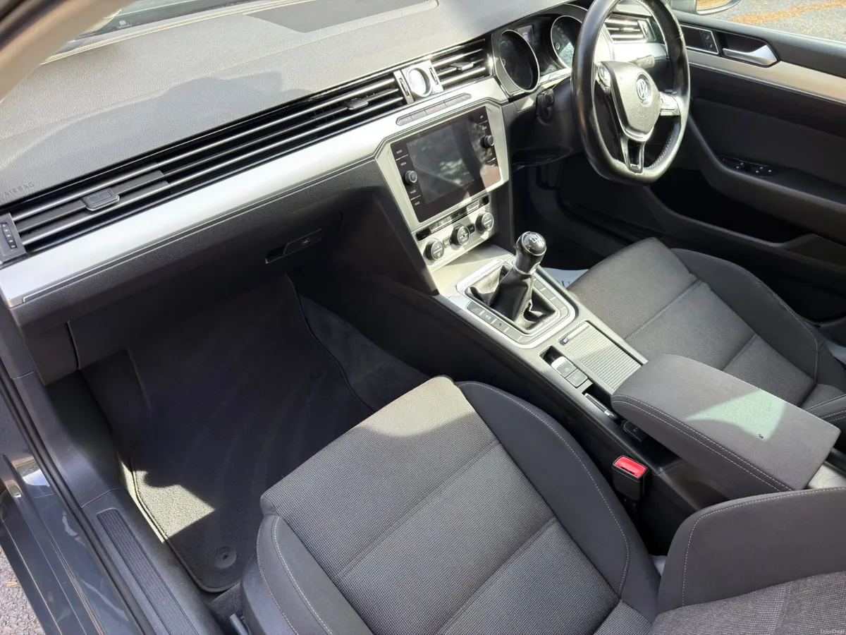 181 Volkswagen Passat 1.6 diesel comfortline - Image 6