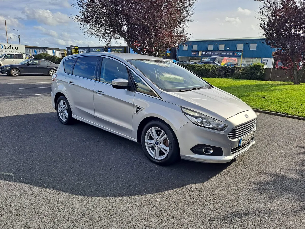 2017 Ford S-Max 2.0L 150Bhp TITANIUM - Image 4