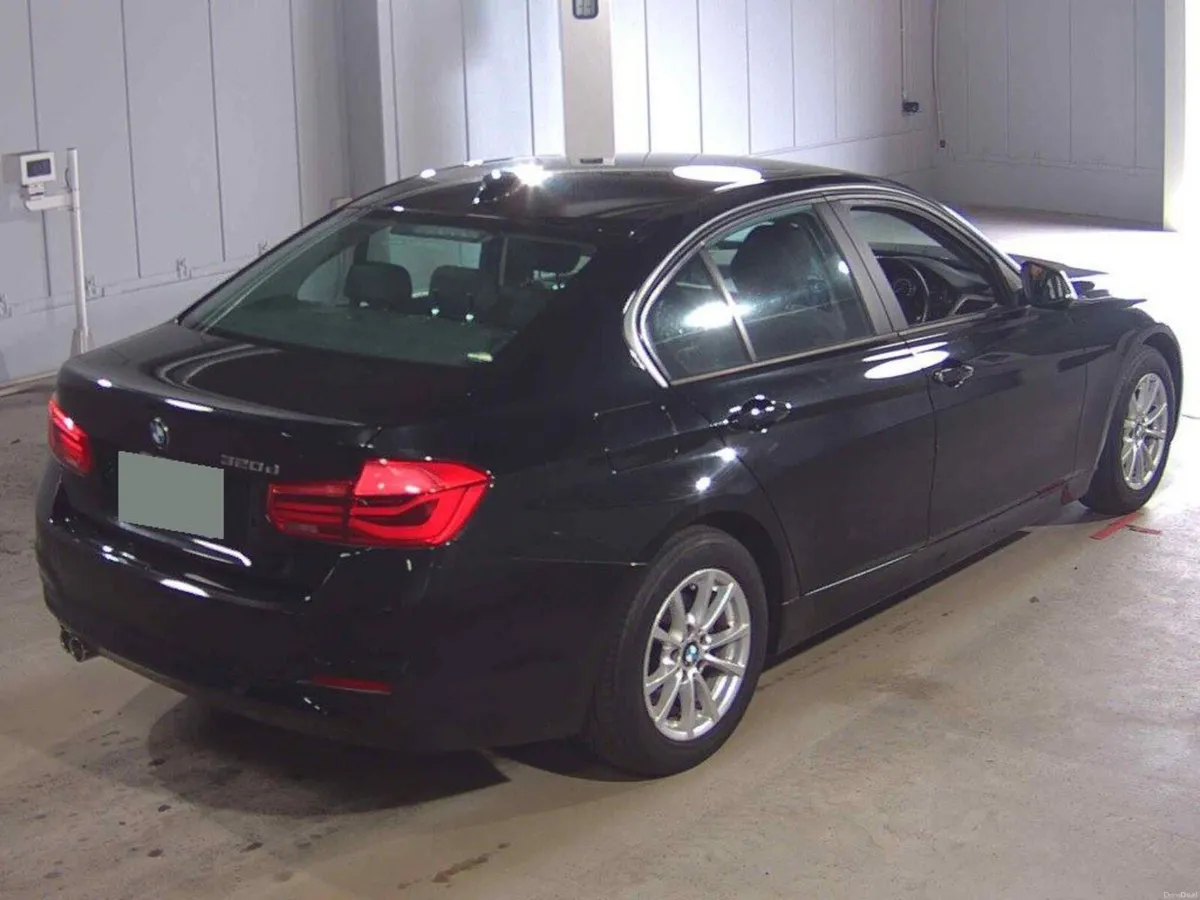 BMW 320D AUTO 2016 - Image 4