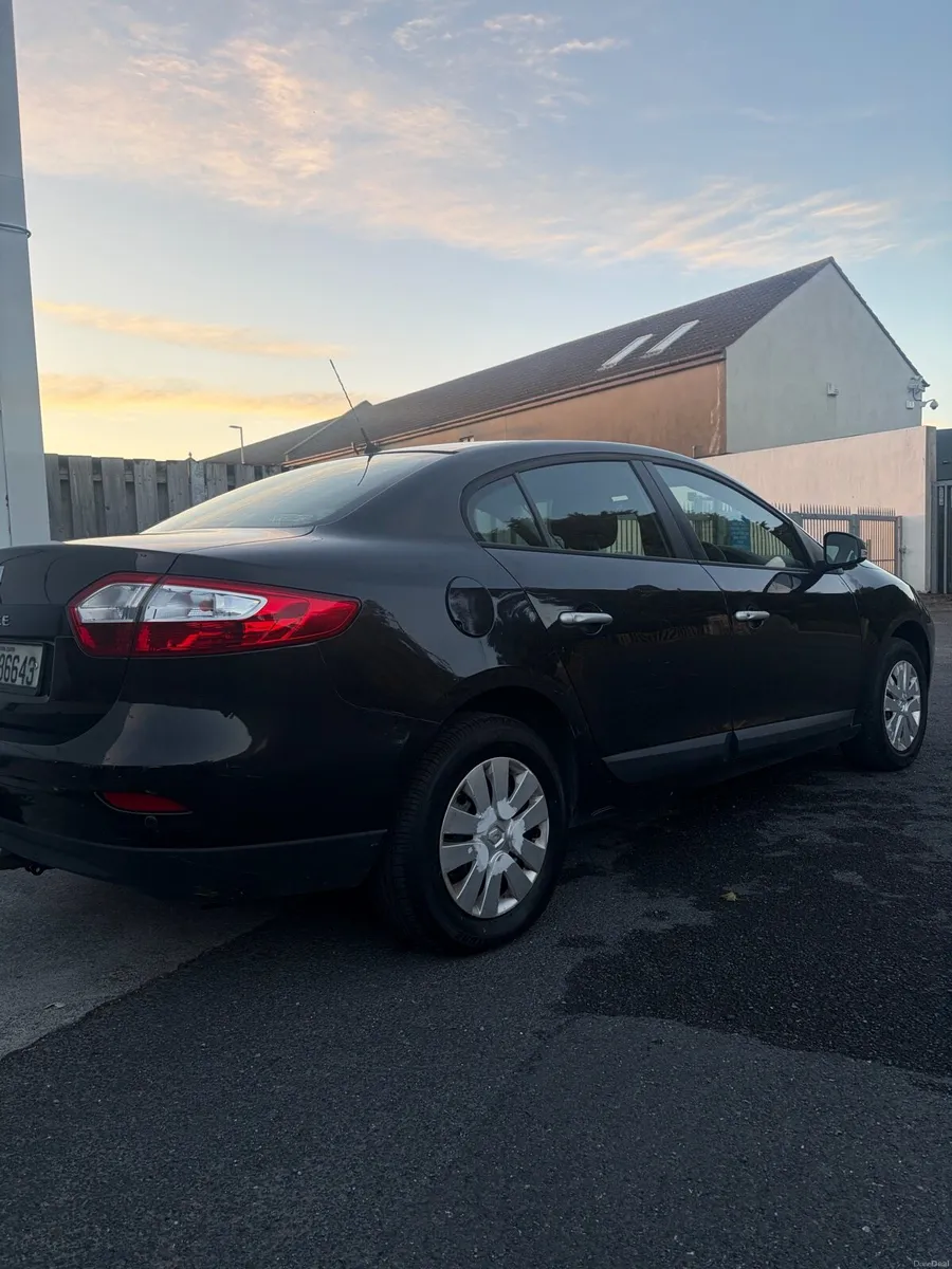 2010 Renault Fluence 1.5 DCI, BRAND NEW NCT TODAY! - Image 3