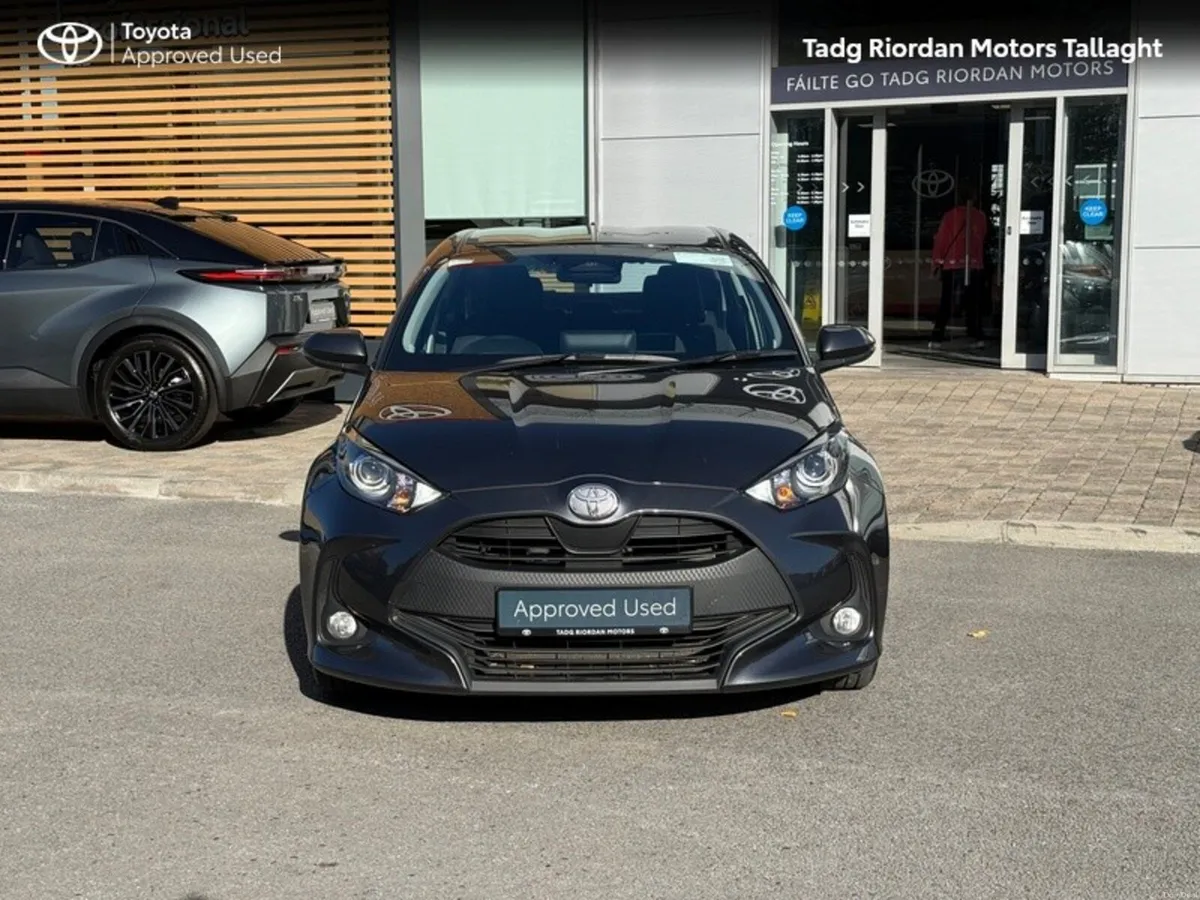 Toyota Yaris HEV Luna - Image 5