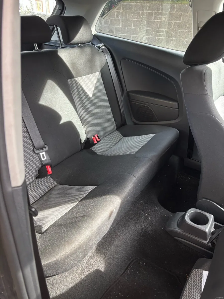 Volkswagen Polo - Image 6
